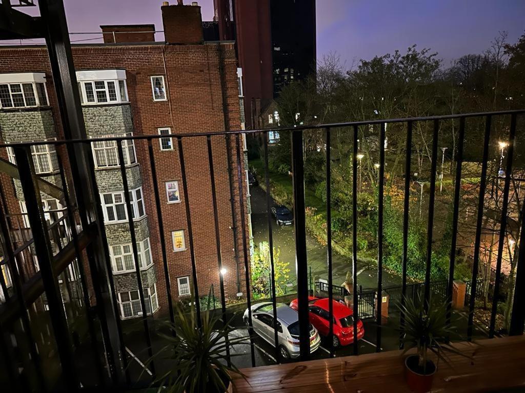 *Luxury 9Ine Lush Jacuzzi Apartment & Balcony* Birmingham Exterior foto